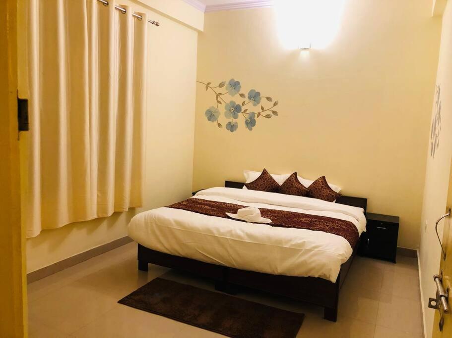 The Emerald House Varanasi Exteriör bild